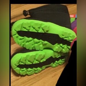 Wonder Nation, Boys size 8 black boots available, (girls pink set has been sold)